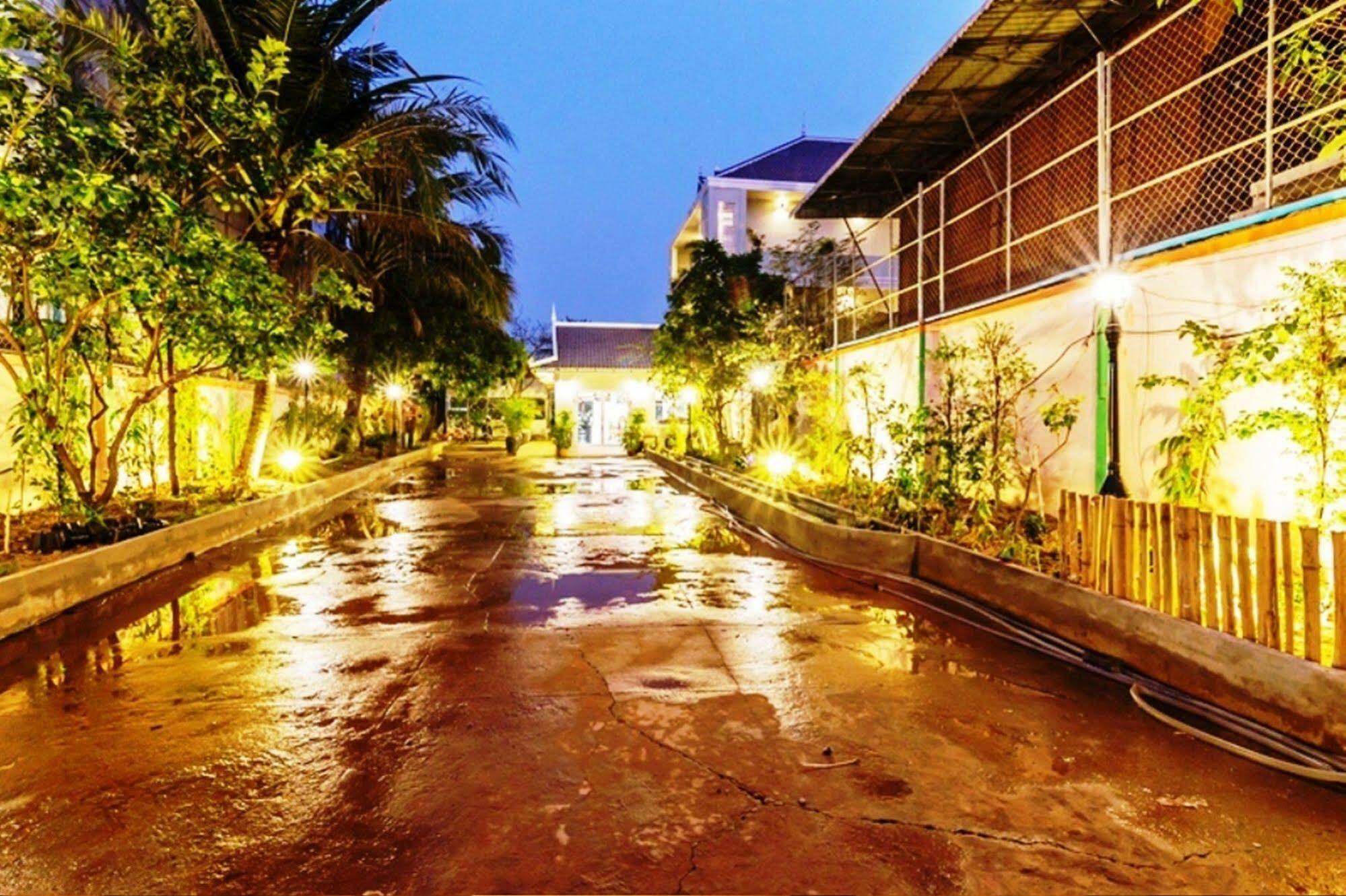 Angkor Sorika Villa Siem Reap Exteriör bild